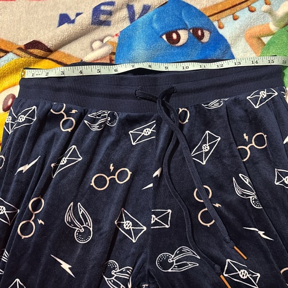 Harry Potter Women’s Dark Blue Super Soft Plush Fleece Pajama Pants Size Medium - Picture 6 of 7